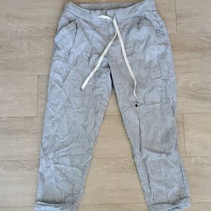 Old Navy Capri Joggers